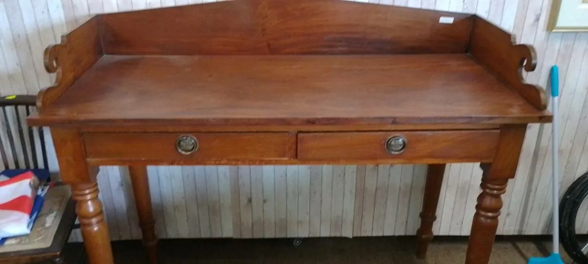 Early 20th Century Mahogany Wash Stand - Image 2