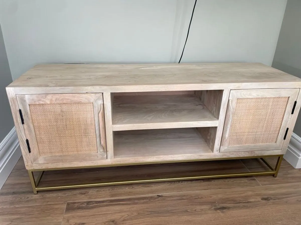 Entertainment Unit - Image 2