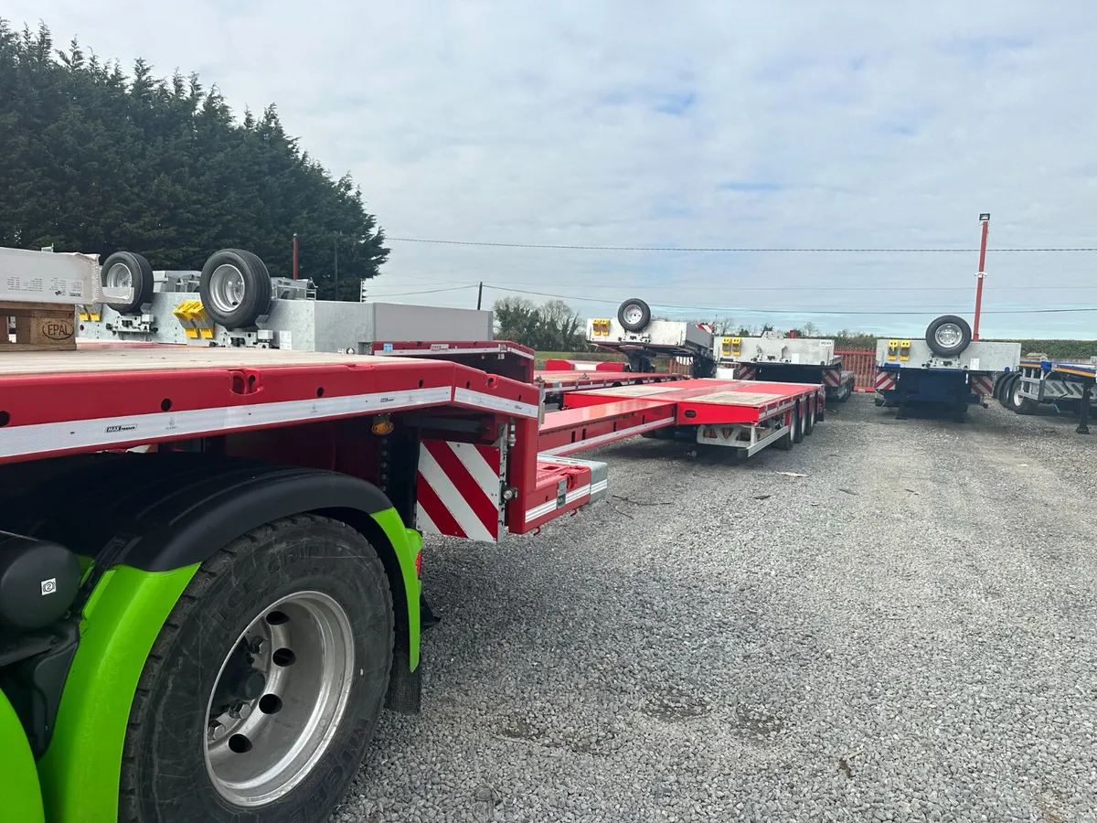 MAX TRAILER EXTENDABLE LOW LOADER - Image 1