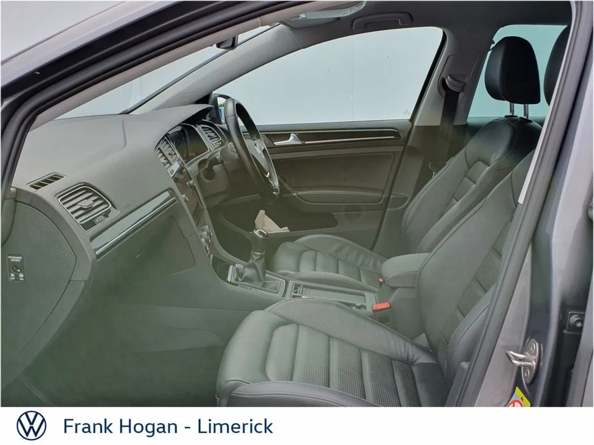 Volkswagen Golf 1.6 TDI 115HP Highline Leather Se - Image 4