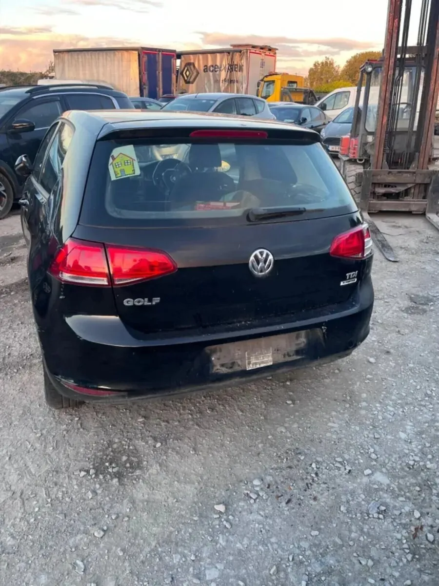 16 Golf 1.6 Tdi Cxx - Image 1