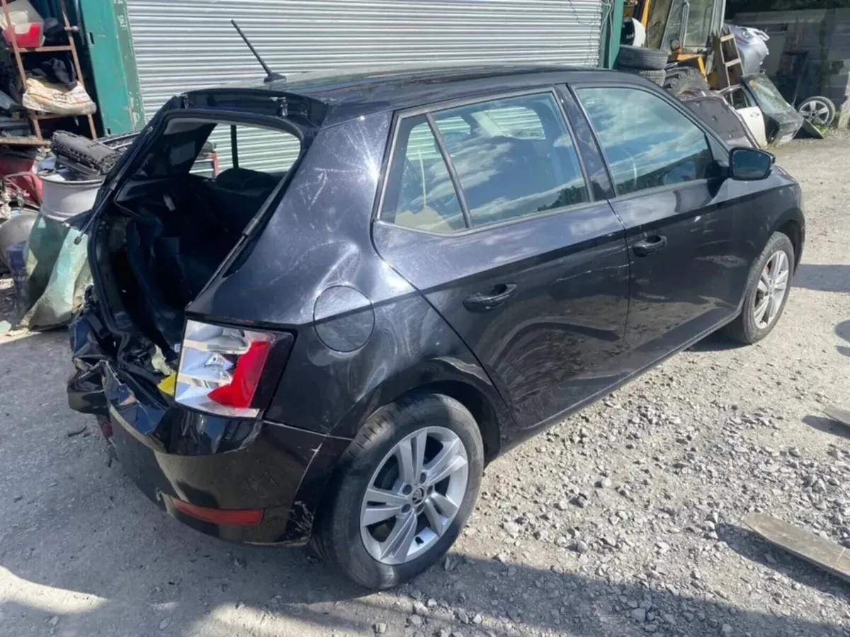 2021 Skoda Fabia For Parts - Image 1