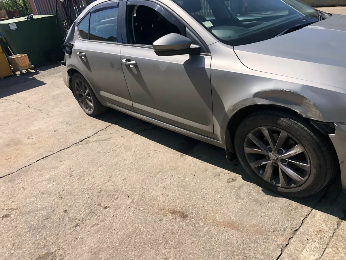 2018 SKODA OCTAVIA 1.6 DDY (for parts only) - Image 3