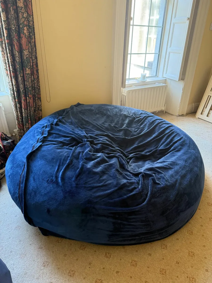 Giant Ultimate Sack Bean Bag – Navy Fur (Size 6000 - Image 2