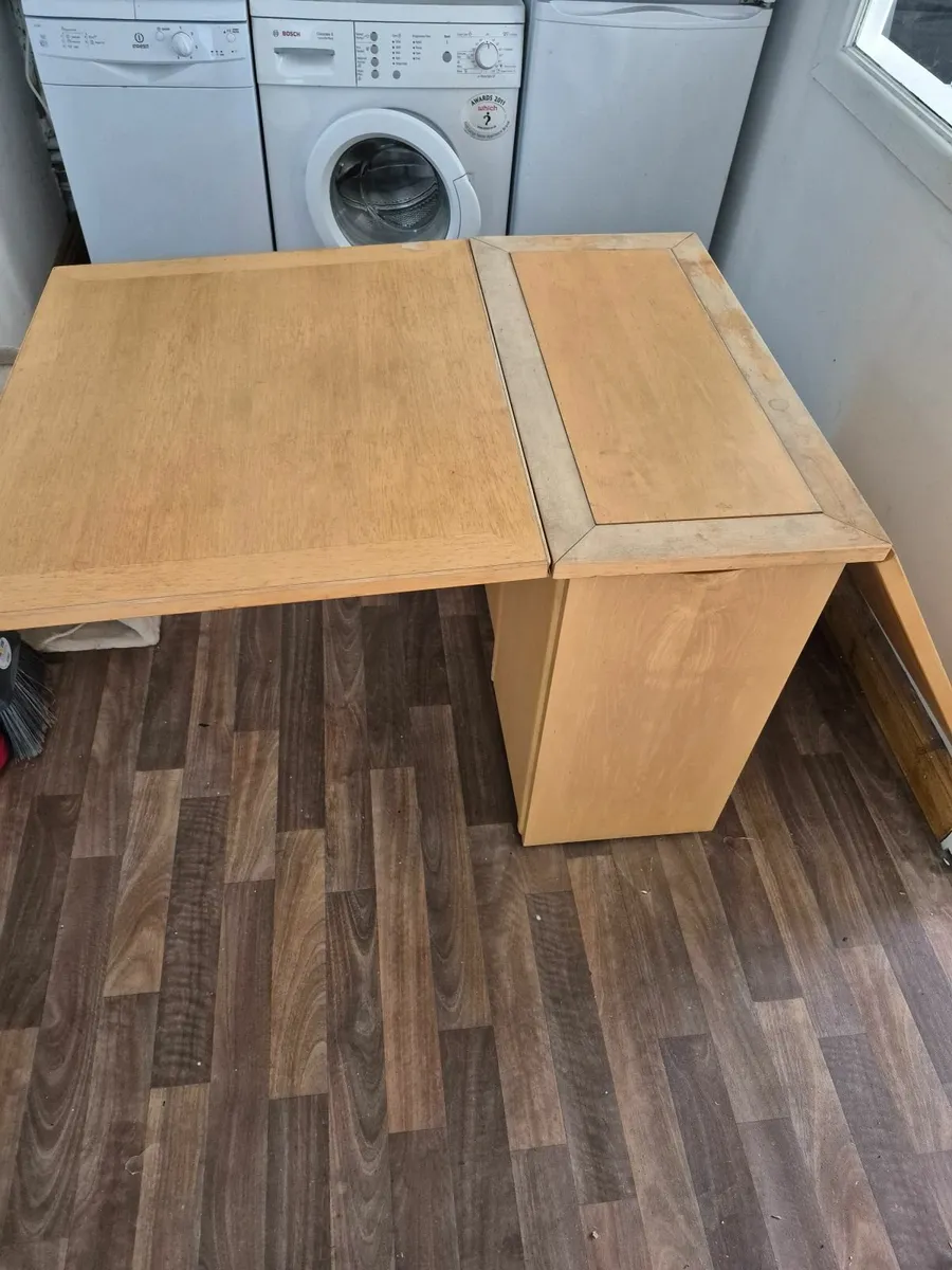 SKovby 101 Oak Extendable Dining Table - Image 1
