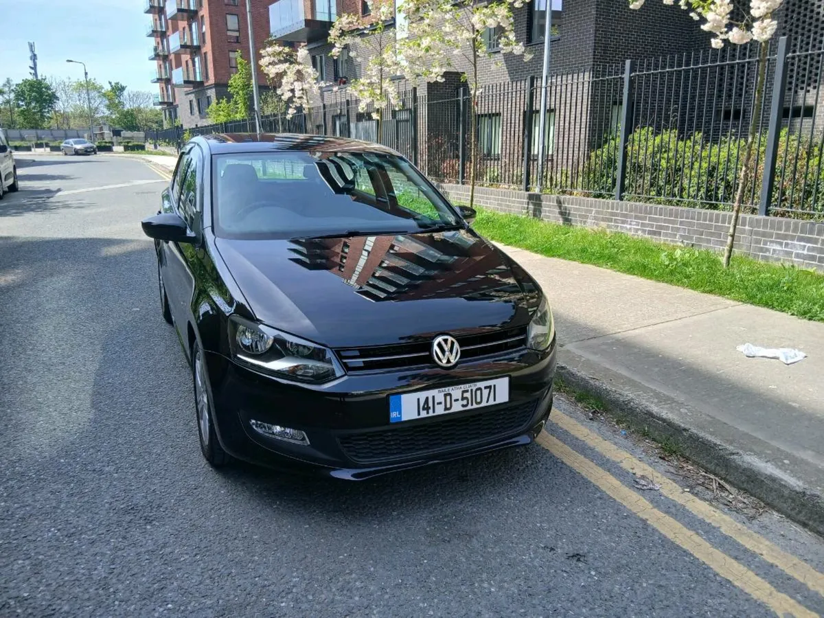 2014 Volkswagen Polo ,  **AUTO  LOW - KLMS *** - Image 3