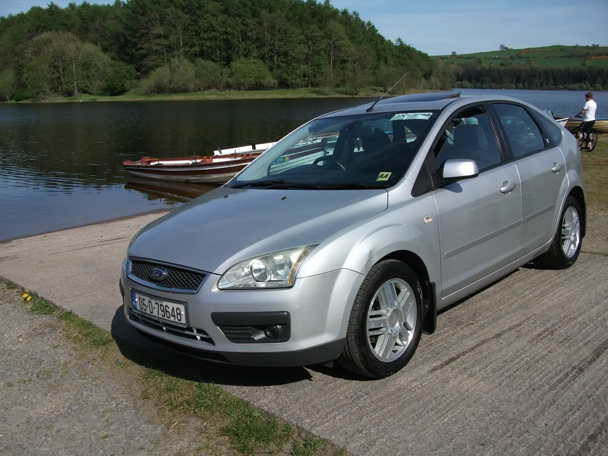 Ford Focus. GHIA ONLY 56000MLS  2005 - Image 1