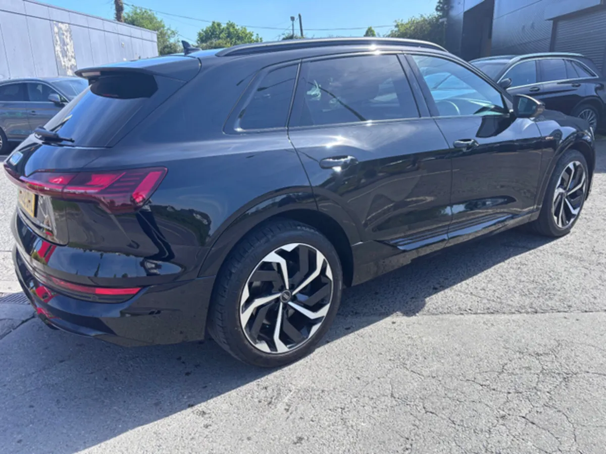 2022 AUDI E-TRON BLACK EDITION 50 71 KwH BATTERY - Image 3