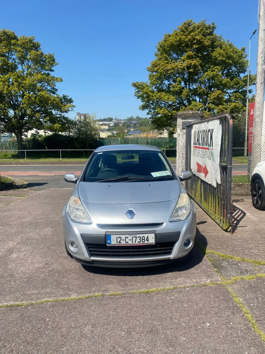 Renault Clio 2012 - Image 2
