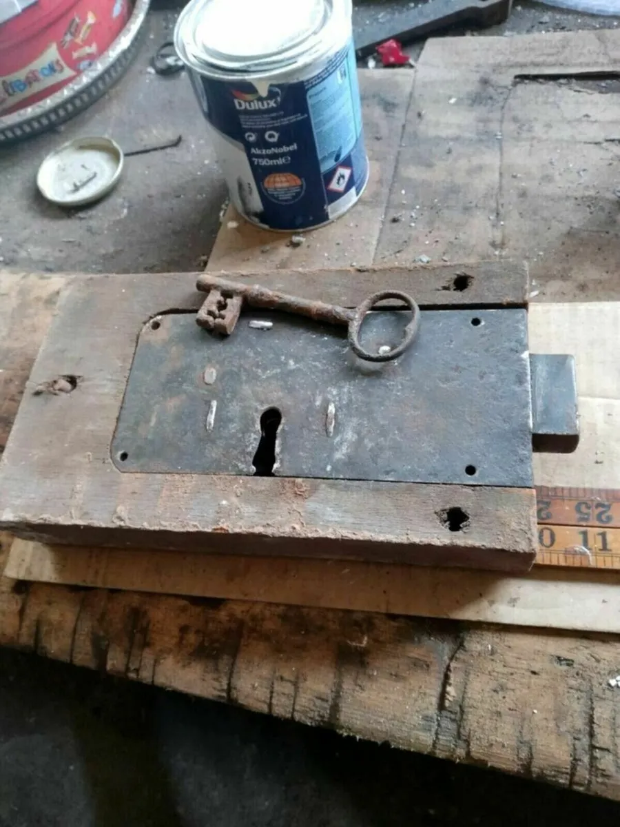 Antique Church door Deadlock ( display piece) - Image 1