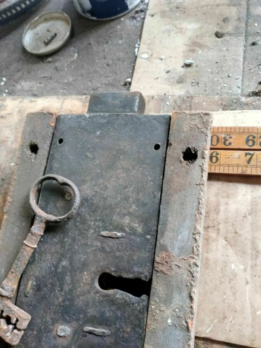 Antique Church door Deadlock ( display piece) - Image 2