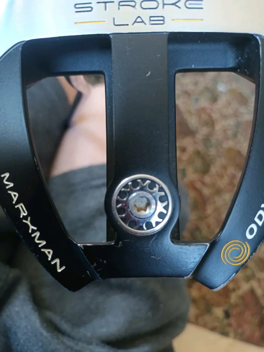 Left-hand  odyssey putter - Image 1