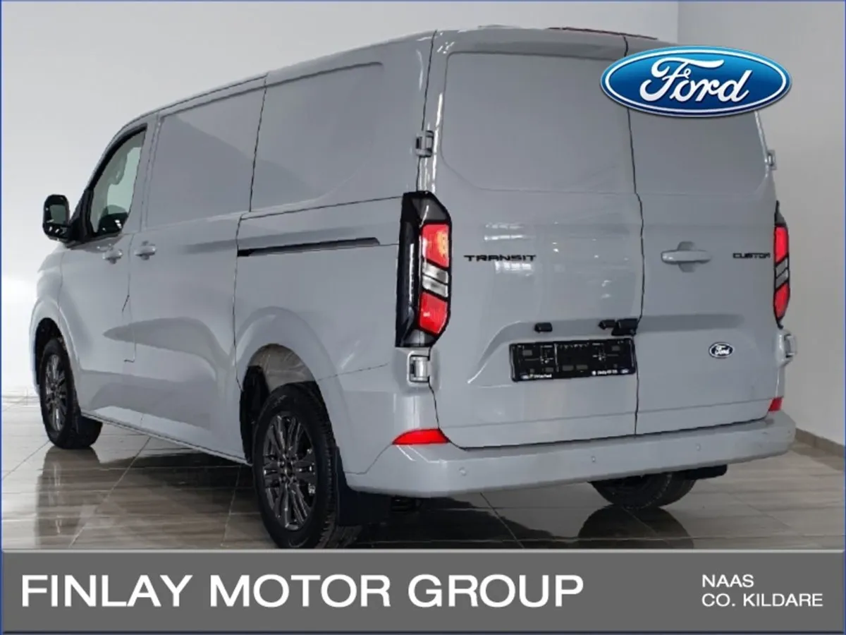 Ford Transit Custom Limited Swb  136ps Manual  Up - Image 4