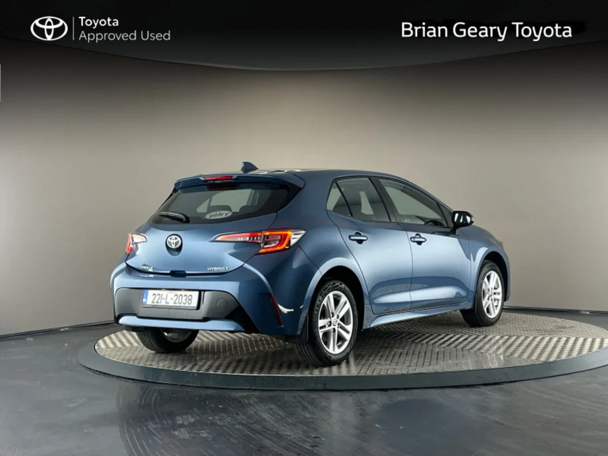Toyota Corolla HYBRID LUNA H/B - Image 2
