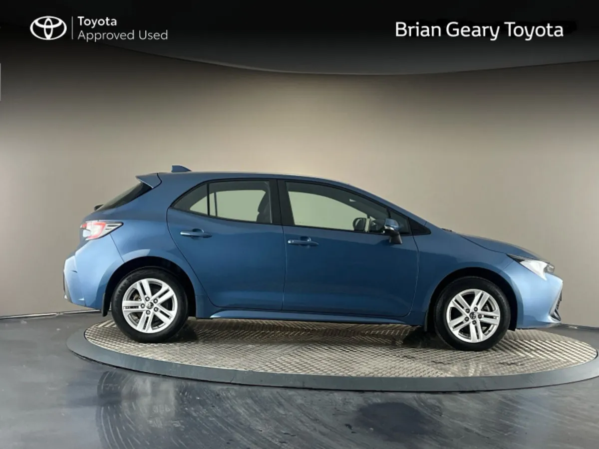 Toyota Corolla HYBRID LUNA H/B - Image 3