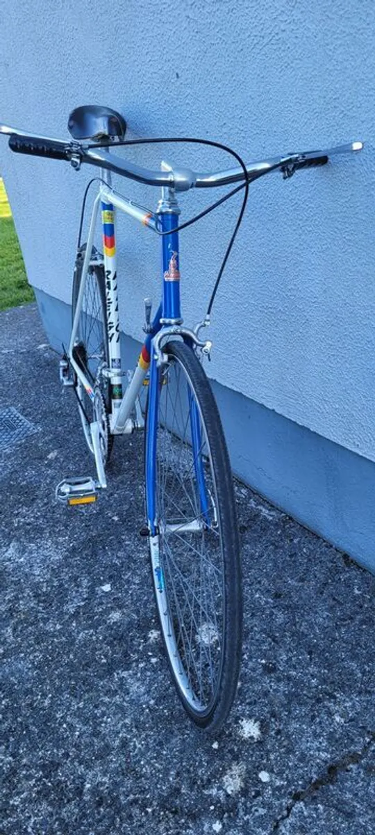 Road Bike - Image 2