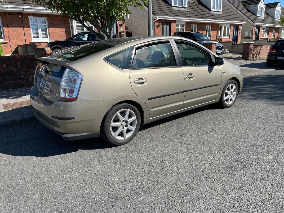 Toyota Prius 2006 T-spirit - Image 4