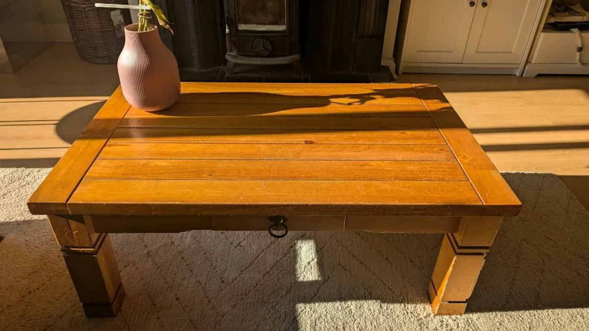 Coffee table - Image 1