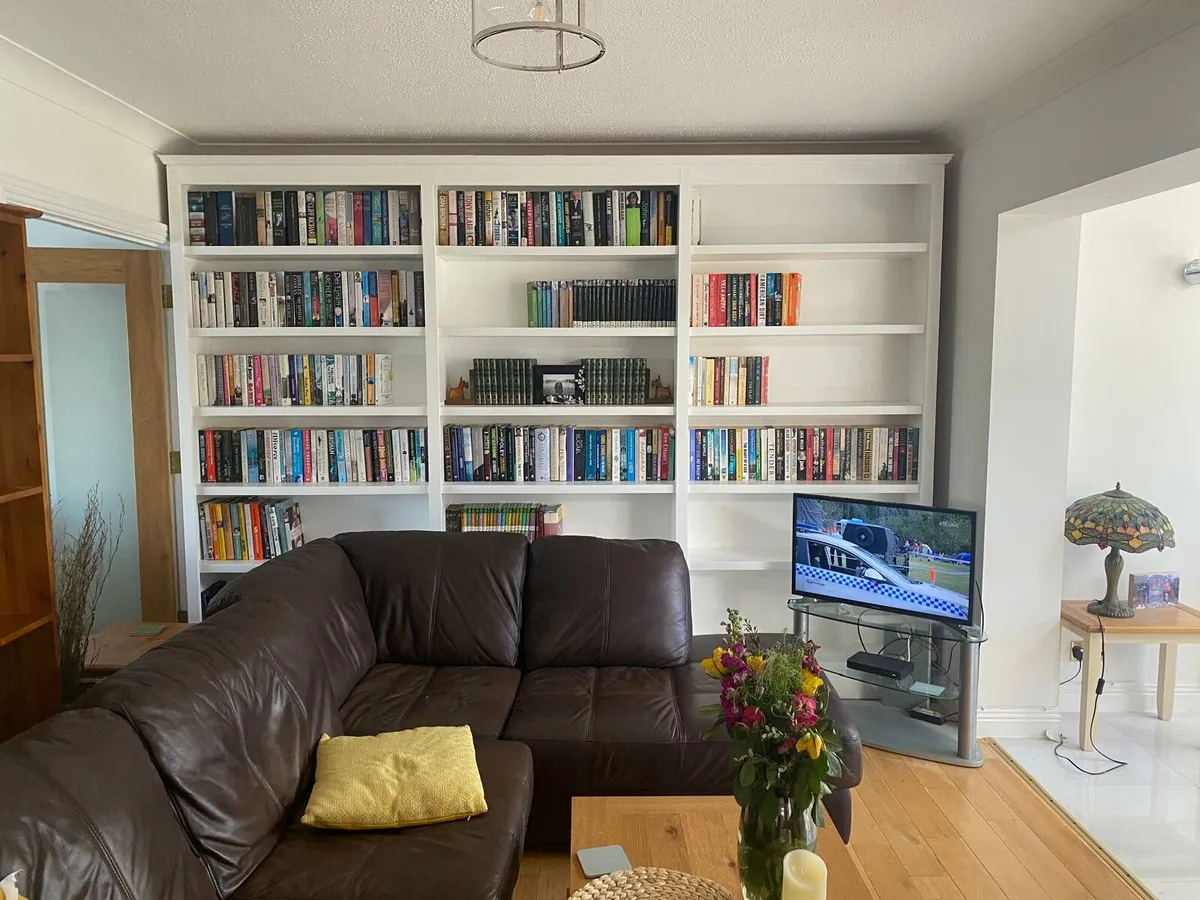 TV display units, and alcove presses - Image 2