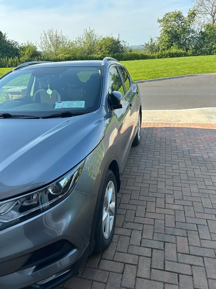 Nissan Qashqai 1.3 SV DCT MY19 4DR Automatic - Image 3
