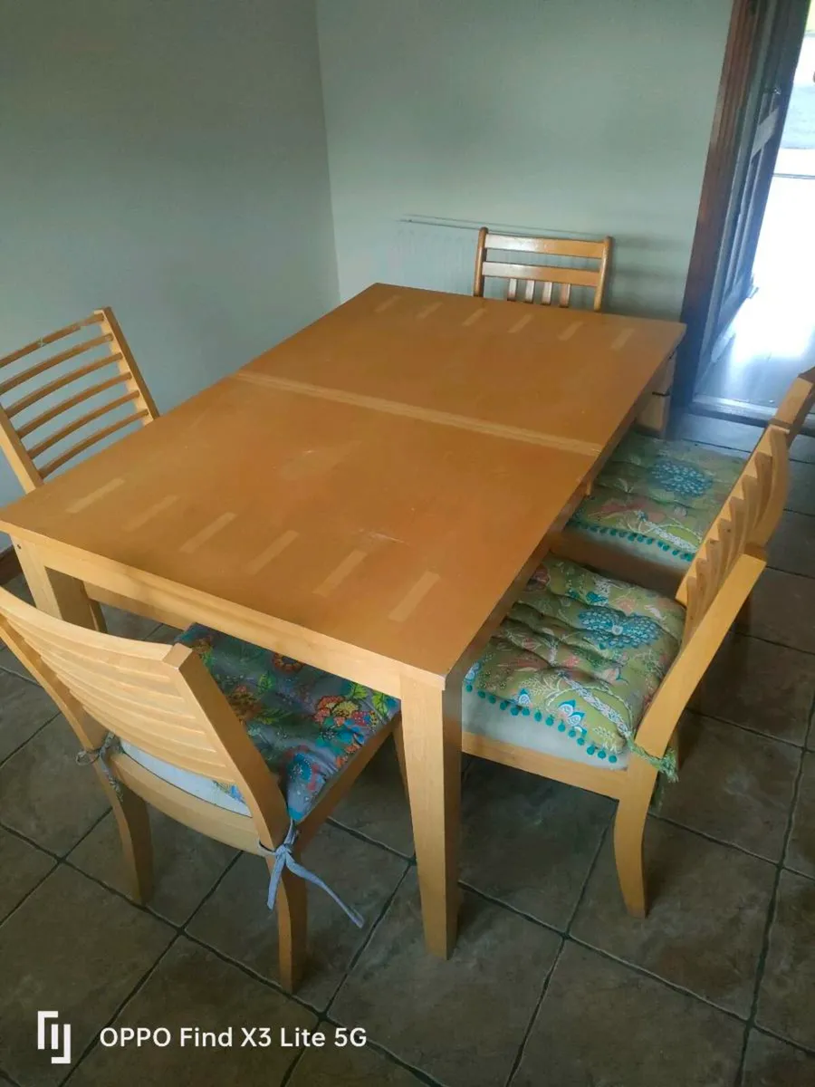 Kitchen table