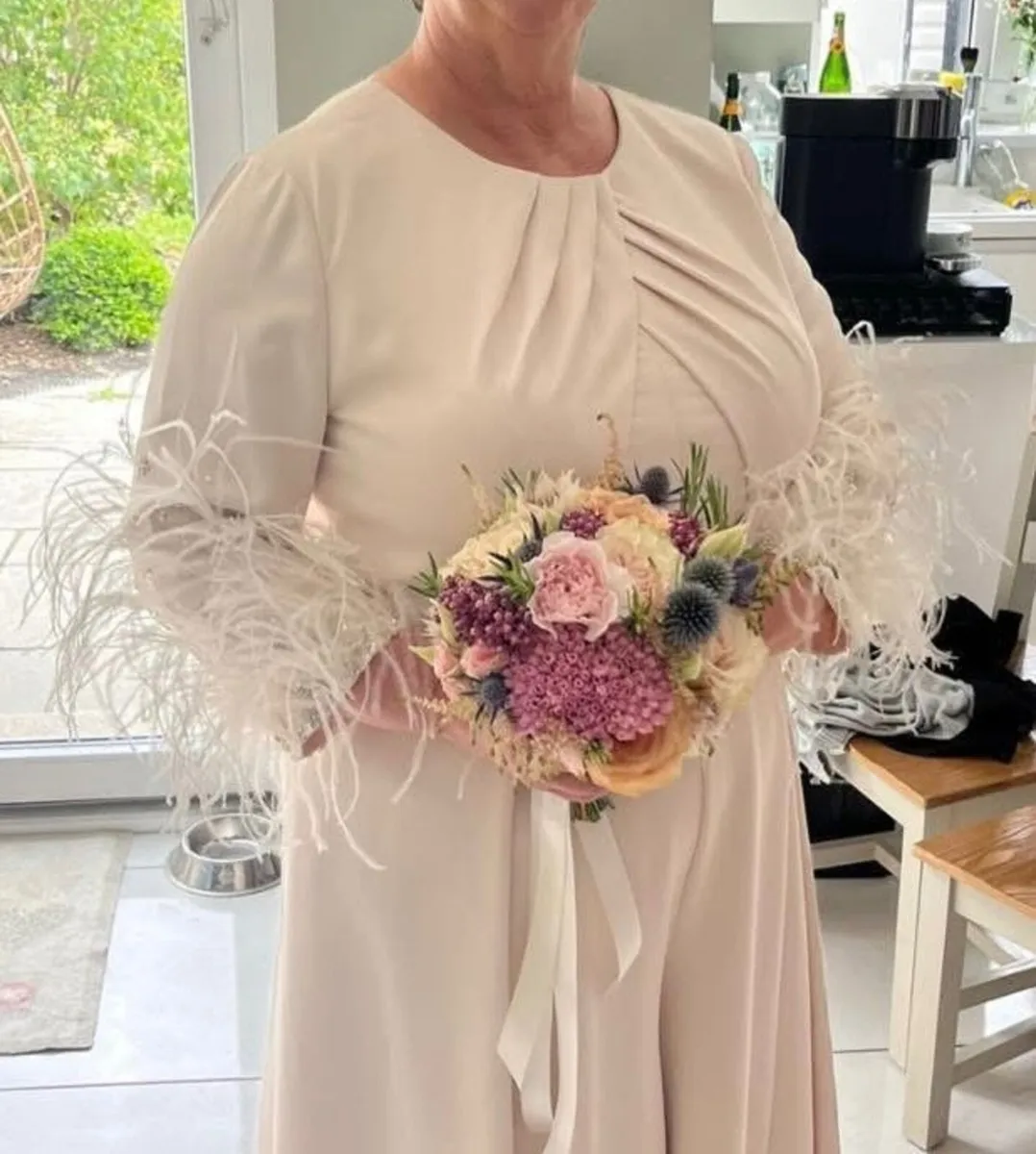 Mother of the bride - Image 3