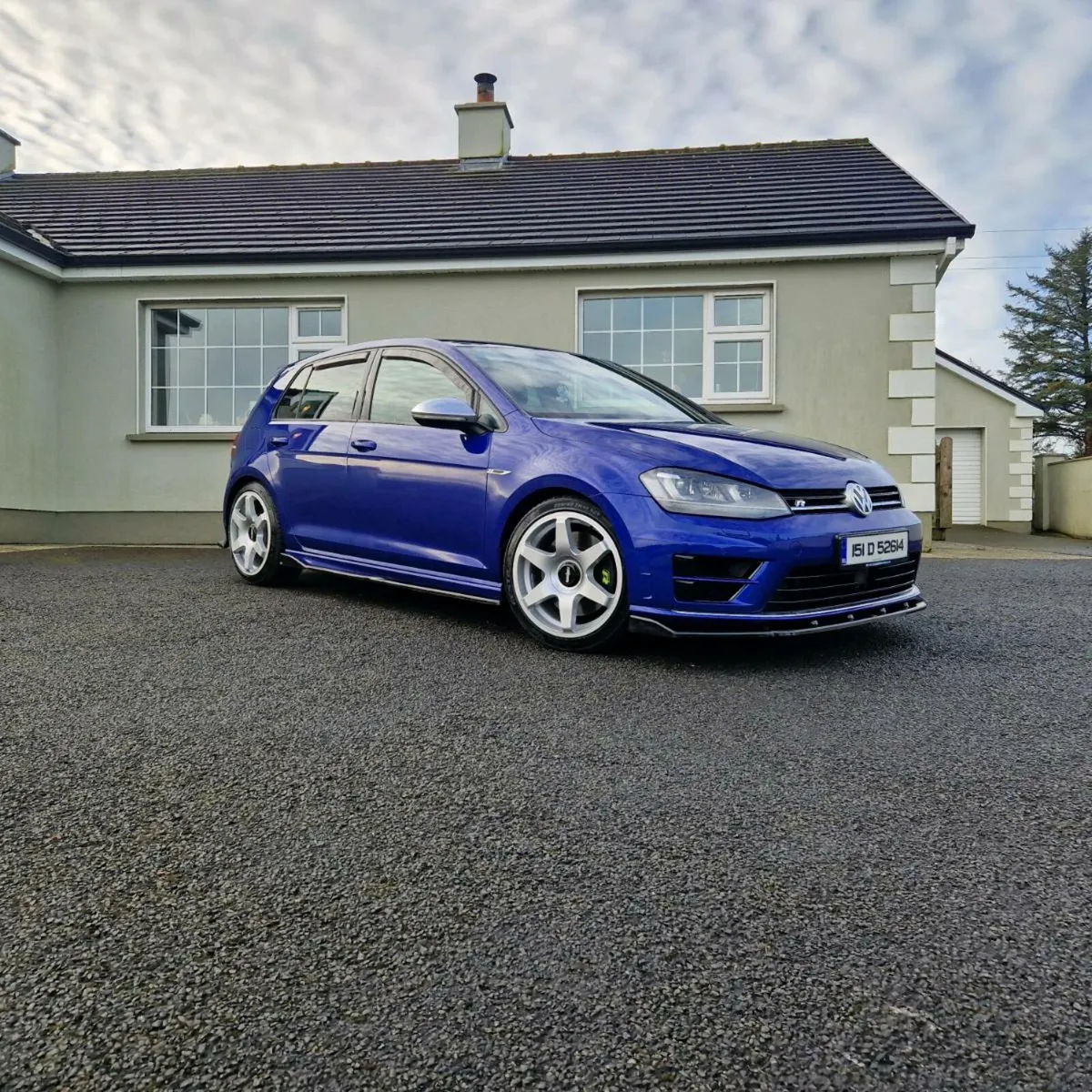 Volkswagen golf R - Image 4
