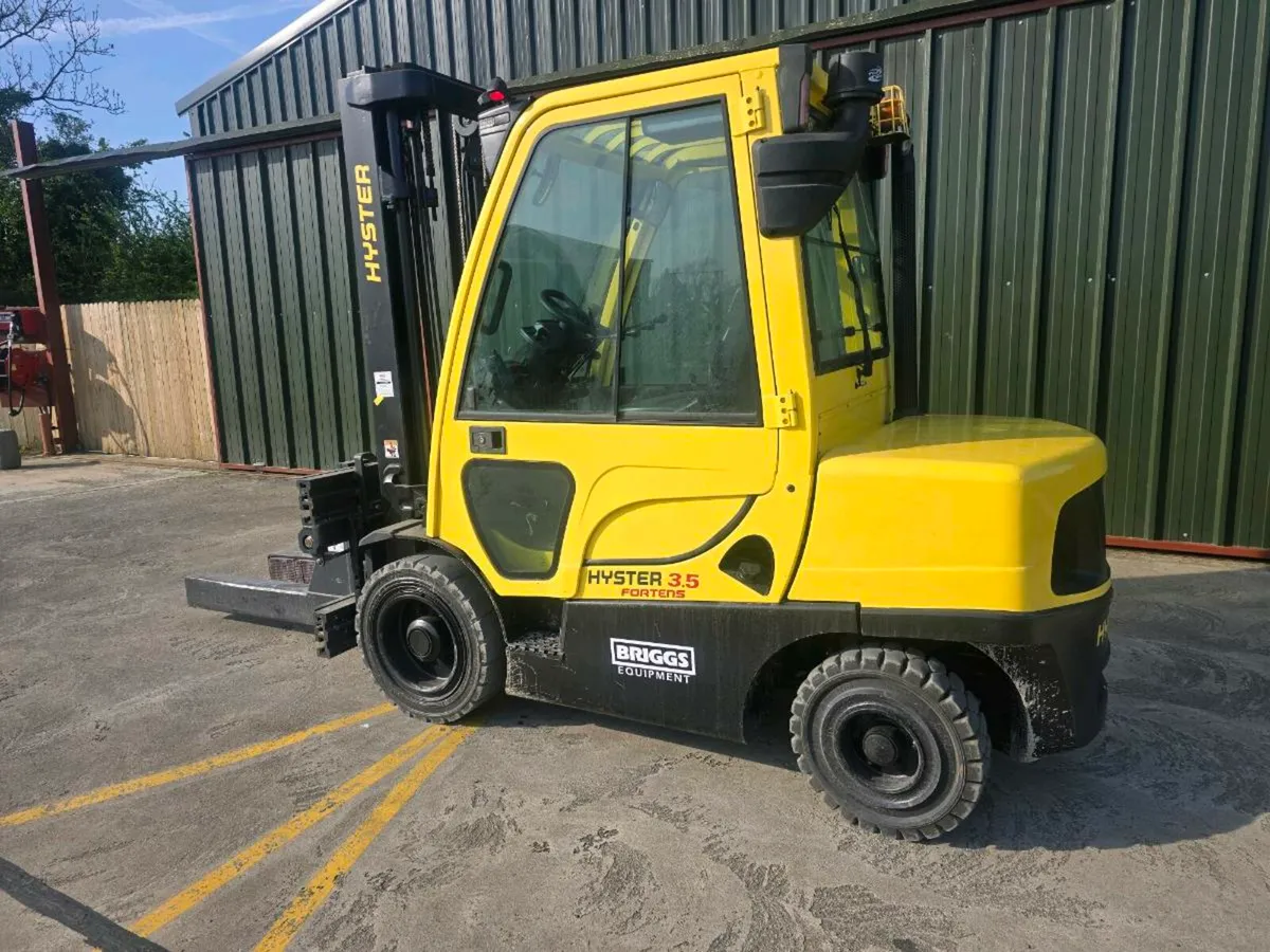 Hyster 3.5 Forklift - (Optional Block Clamp) 3 ton - Image 1