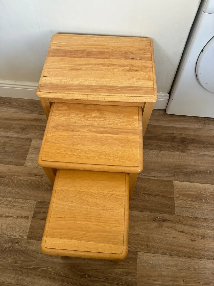 Solid pine nest of Table - Image 2