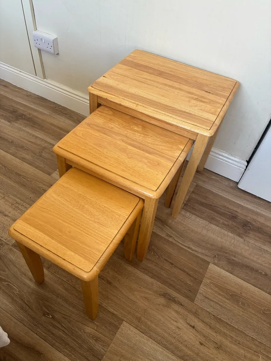 Solid pine nest of Table - Image 4