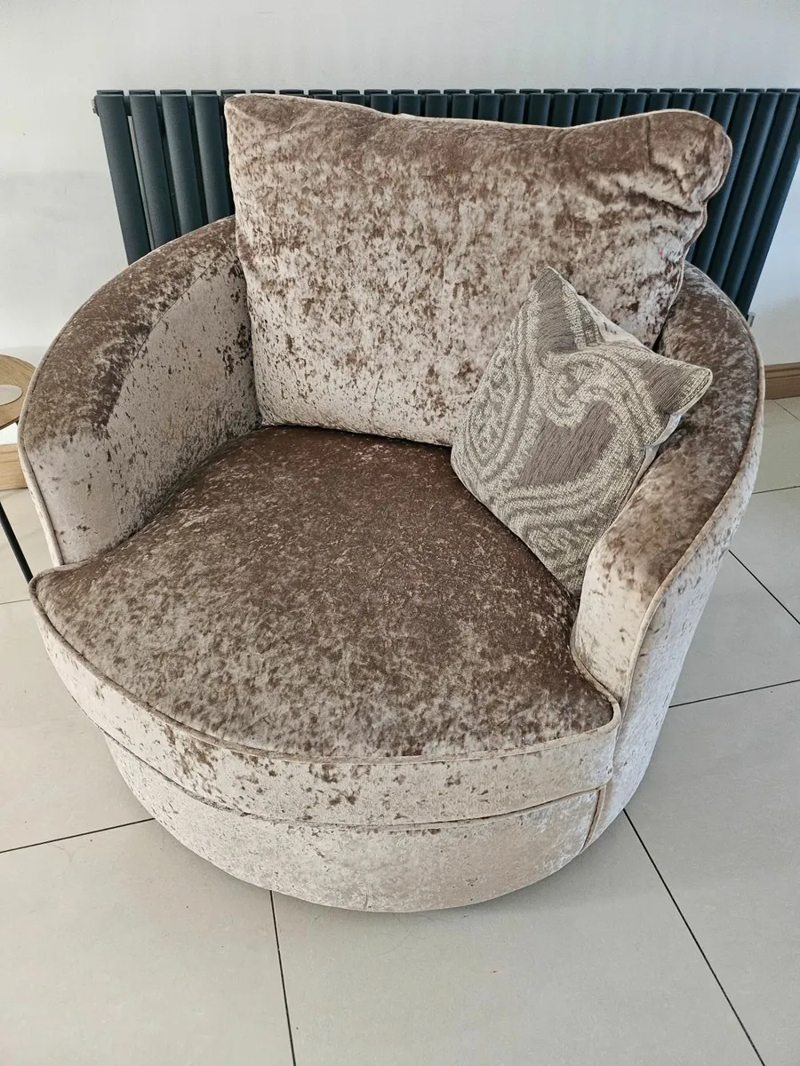 Velvet swivel chair - Image 4