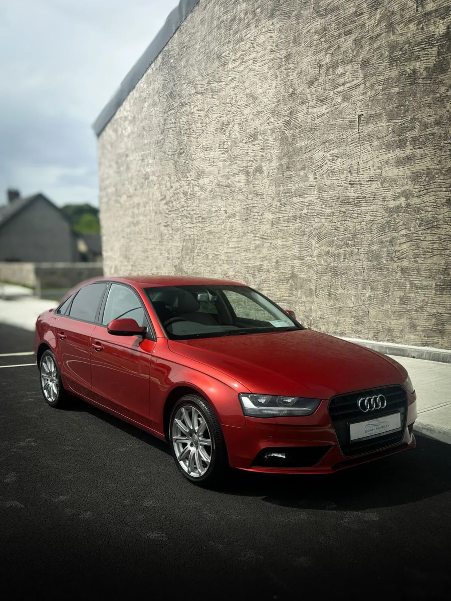 Audi A4 2015 - Image 2
