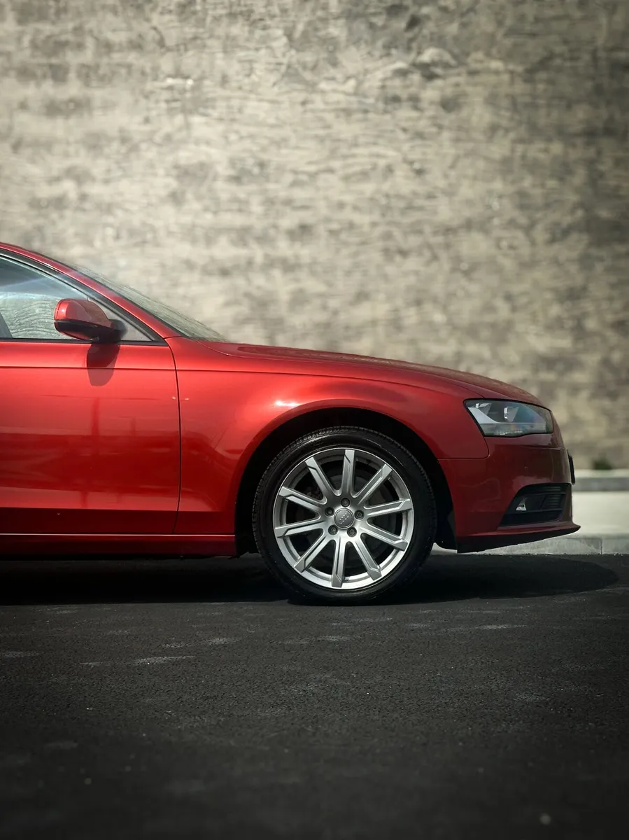 Audi A4 2015 - Image 4