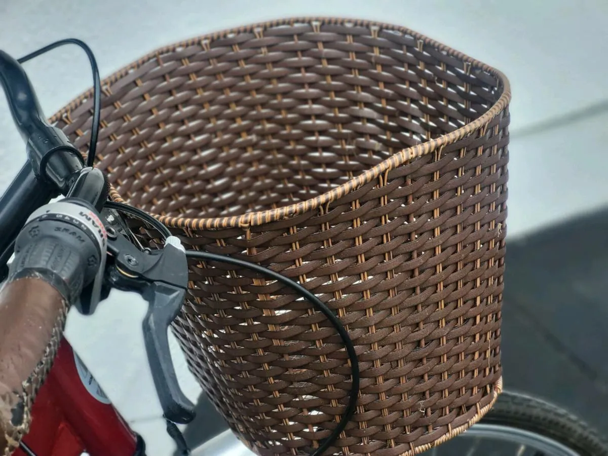LADIES BIKE WITH BASKET - Image 4