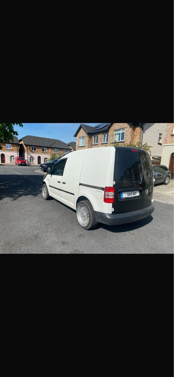 Volkswagen caddy - Image 4