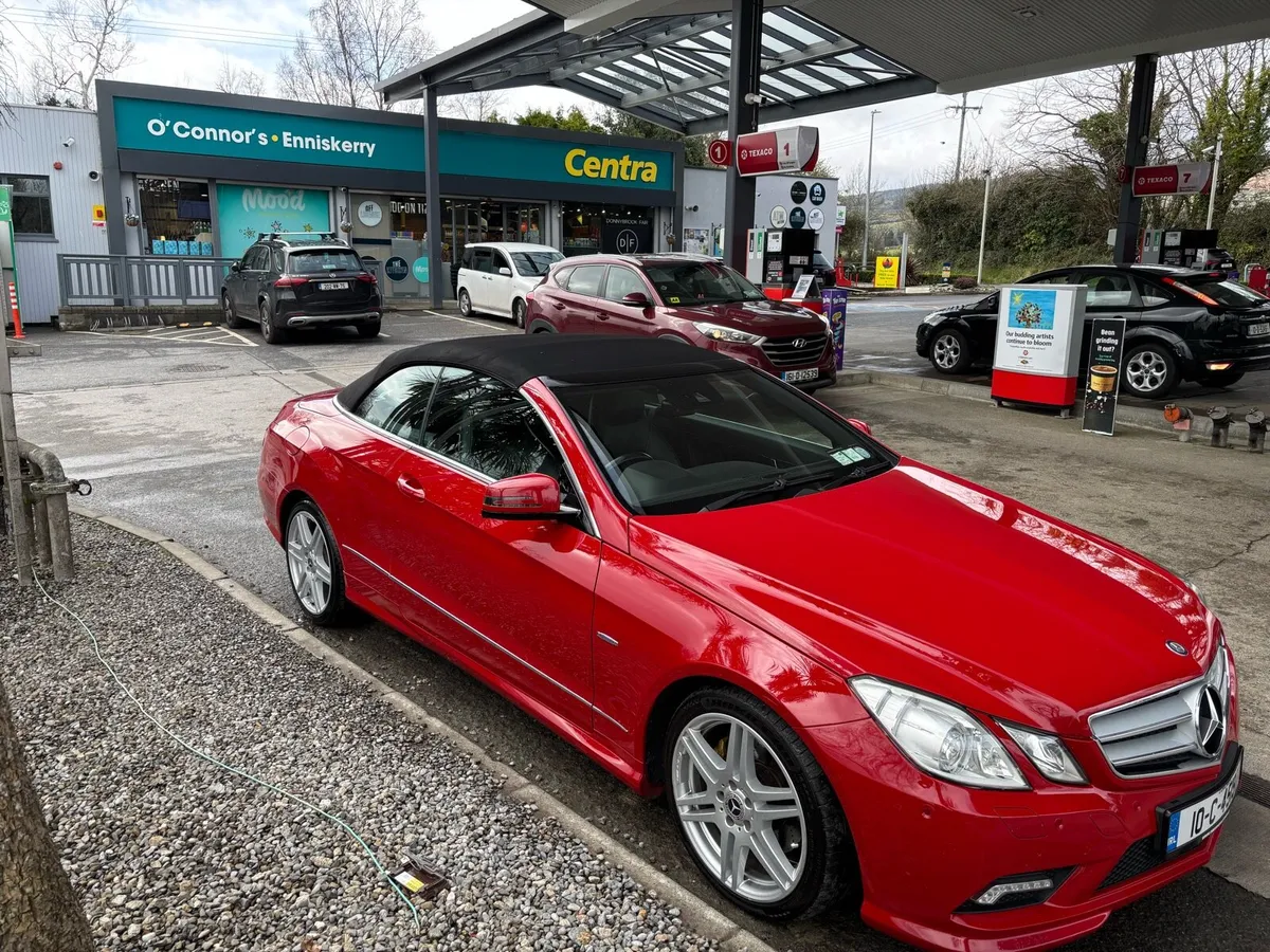 Mercedes e350 Cabrio - Image 4