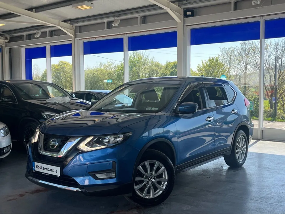 Nissan X-Trail 1.6 DSL SV 5 Seat SS M MR 18 4DR - Image 1