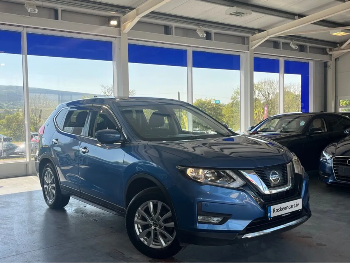 Nissan X-Trail 1.6 DSL SV 5 Seat SS M MR 18 4DR - Image 3