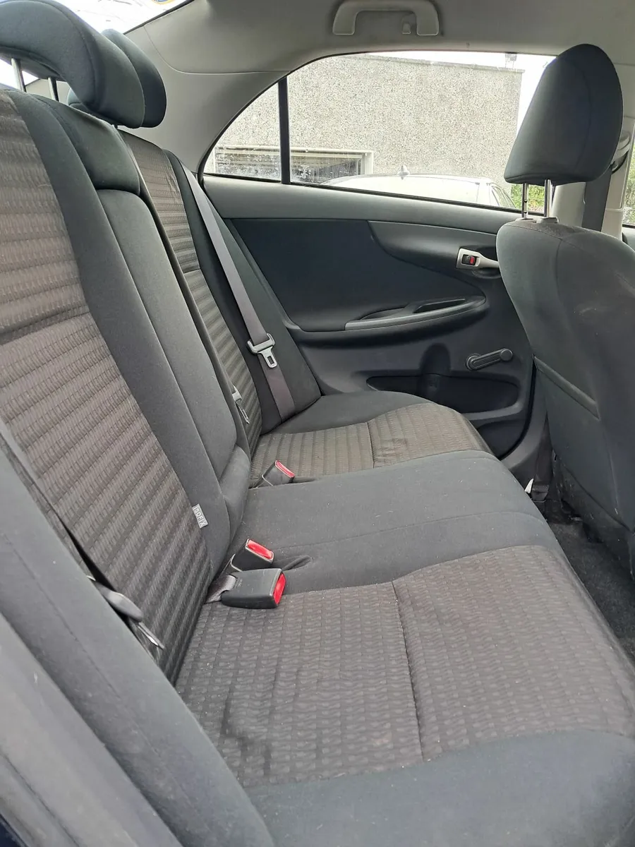 Toyota Corolla 2007 - Image 2