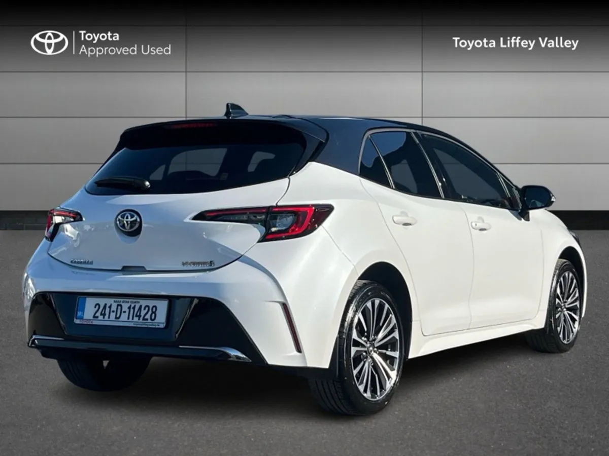 Toyota Corolla Corolla Hyrbid L/sport HB - Image 2