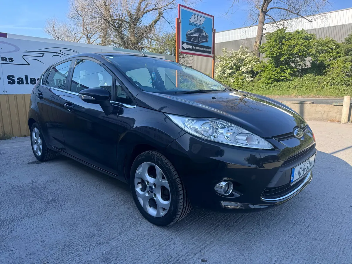 2010 Ford Fiesta 1.2 TITANIUM Low Miles Warranty - Image 1