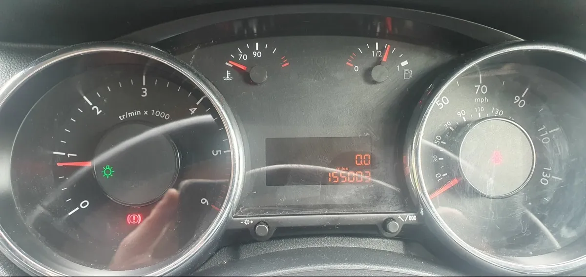 Peugeot 5008 2012 - Image 3