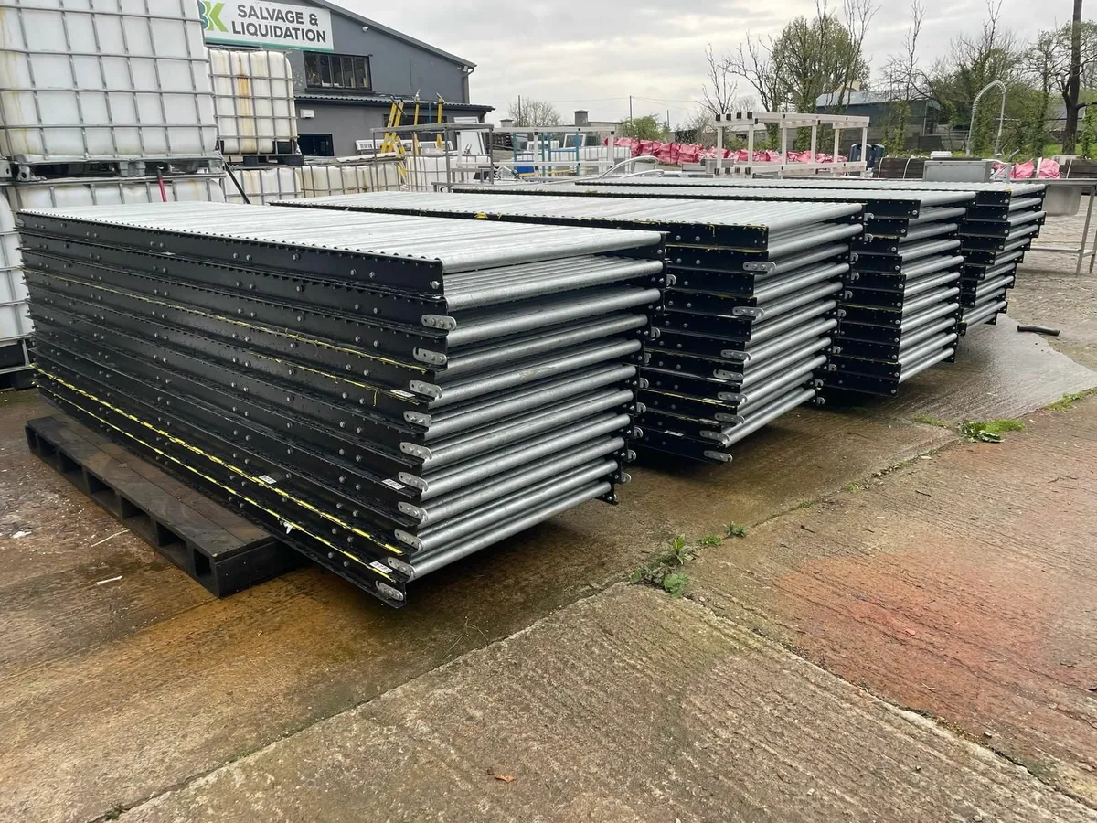 44x Heavy-Duty Roller Conveyor Sections - Image 3