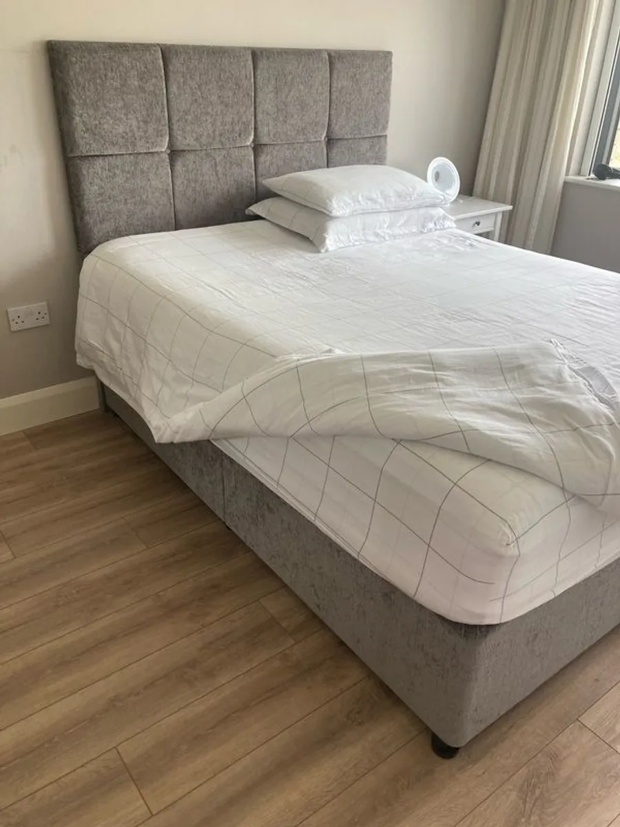 Kaymed King size divan & floor standing headboard - Image 2