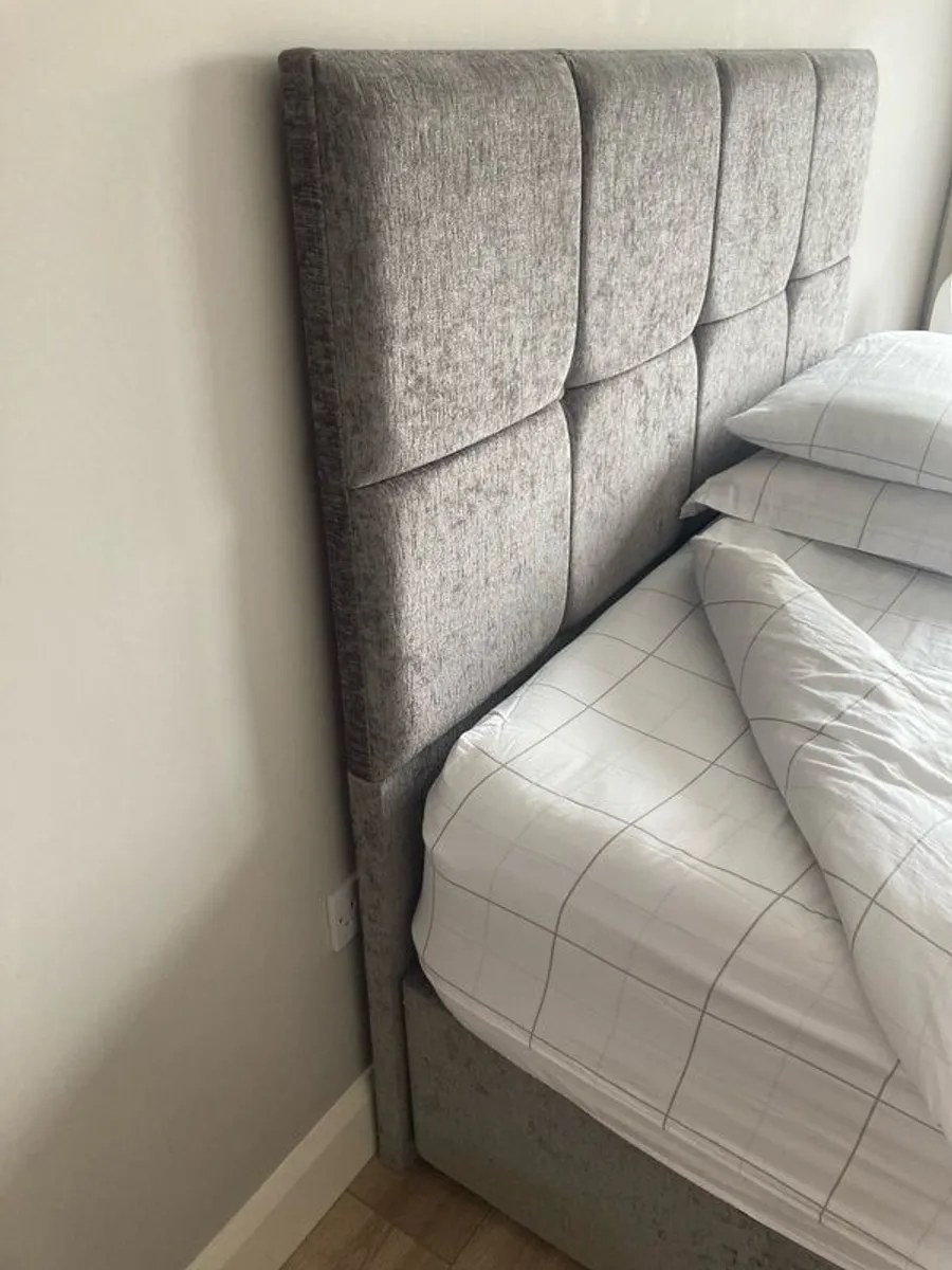 Kaymed King size divan & floor standing headboard - Image 3