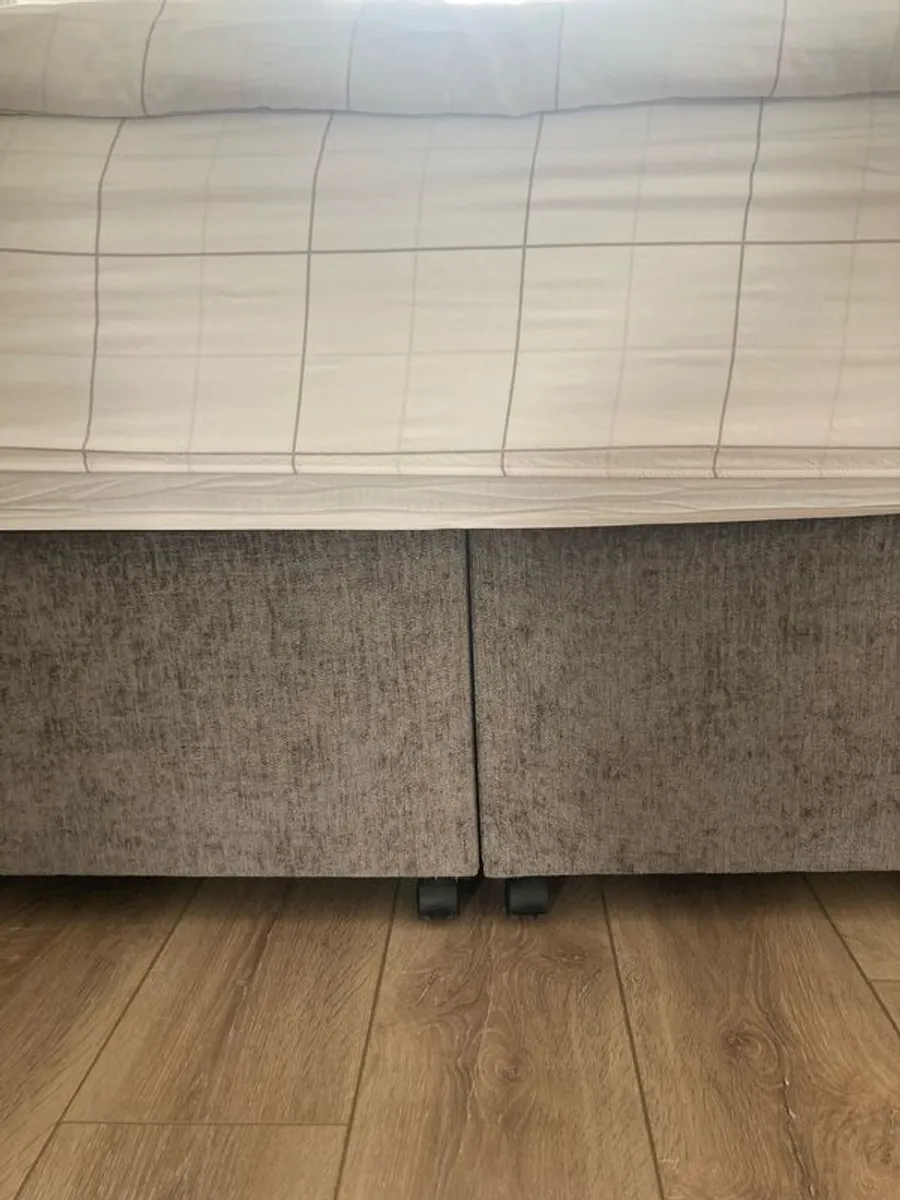 Kaymed King size divan & floor standing headboard - Image 4