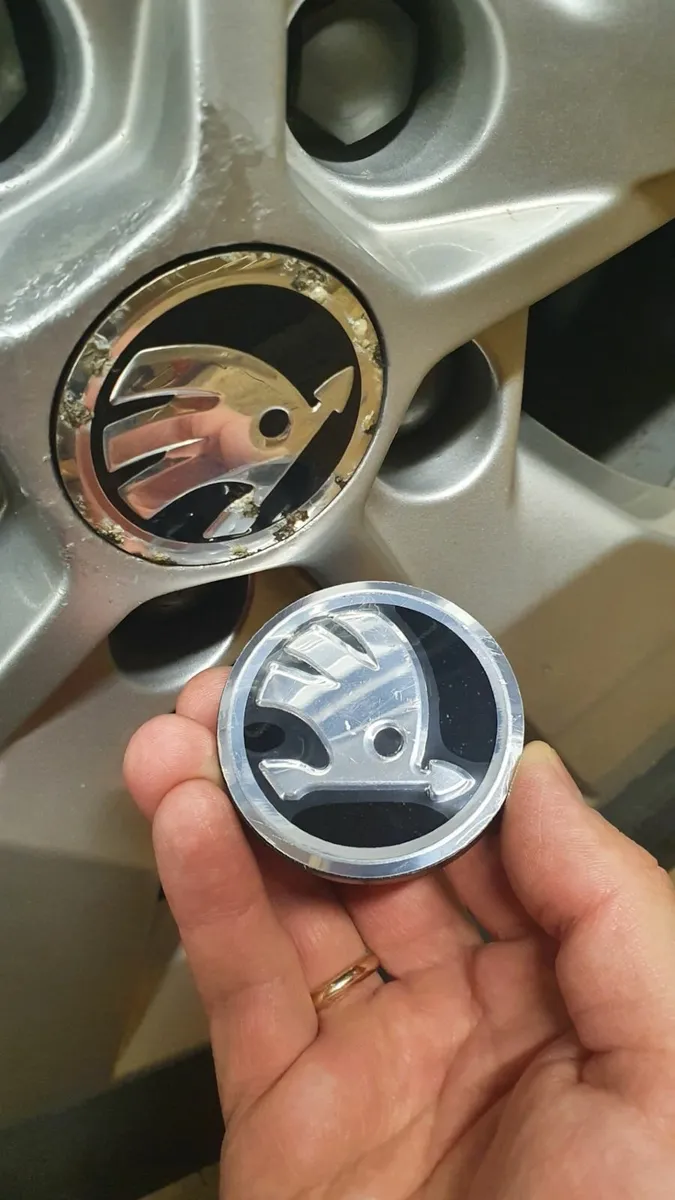 New Skoda Centre Caps Set - FREE Post - Image 1