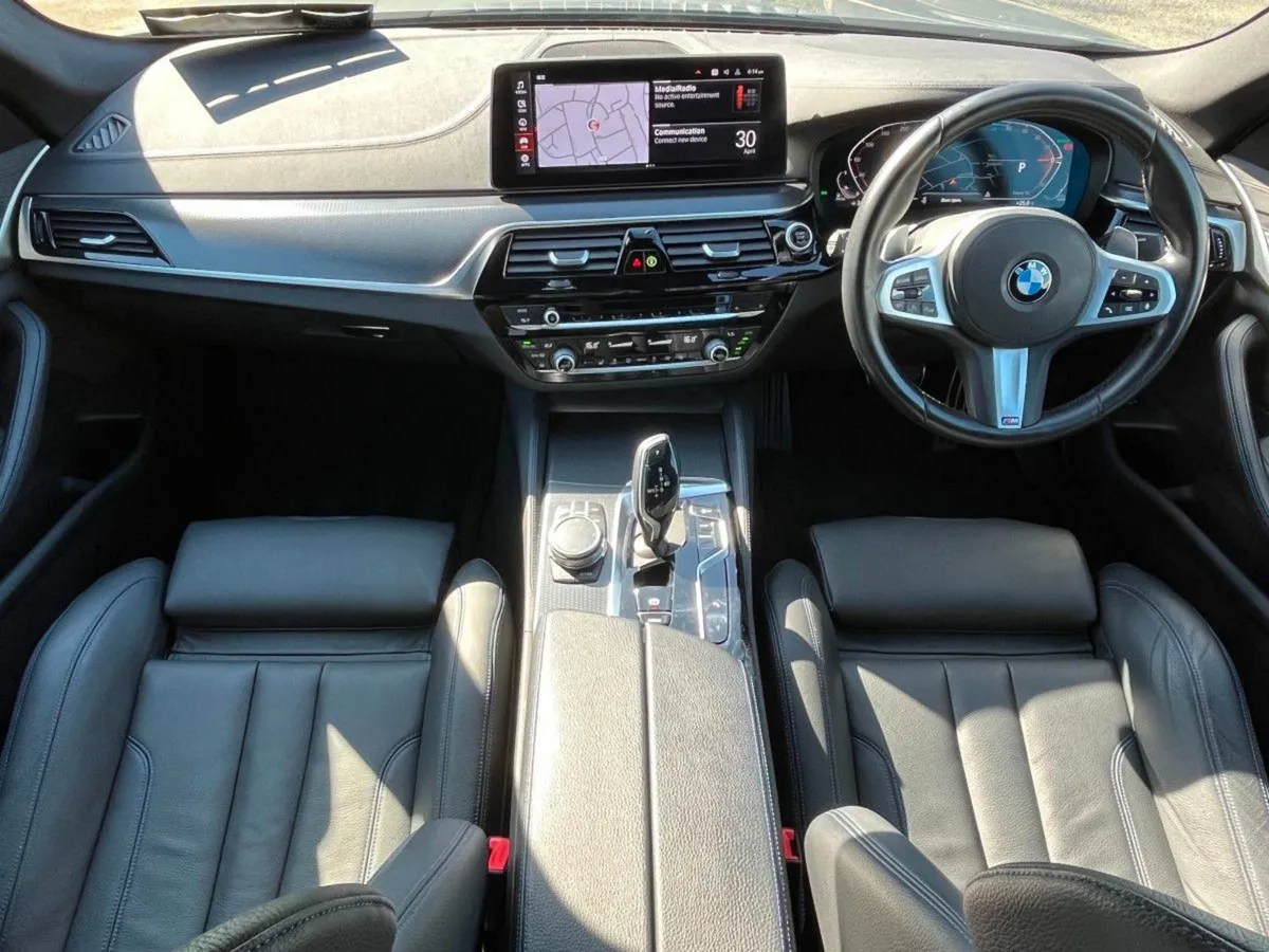 BMW 5 Series 520d M Sport Edition (mht) - Image 2
