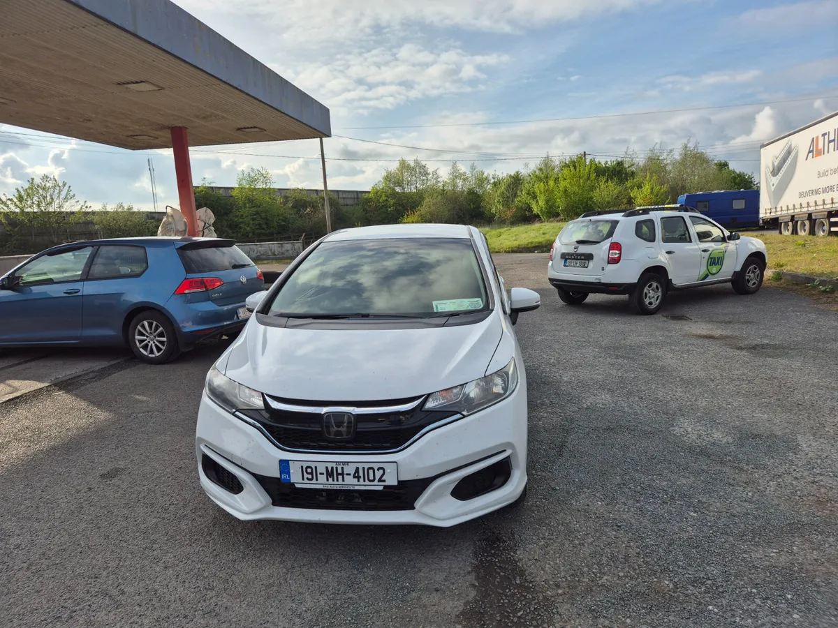 Honda Fit 2019 Hybrid Auto - Image 1