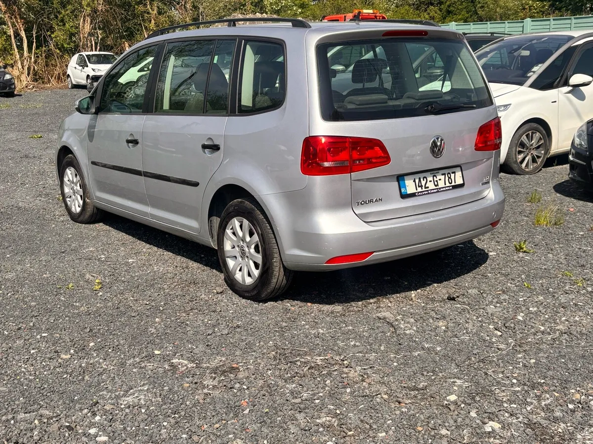 142 vw touran 3mts WARRANTY - Image 2